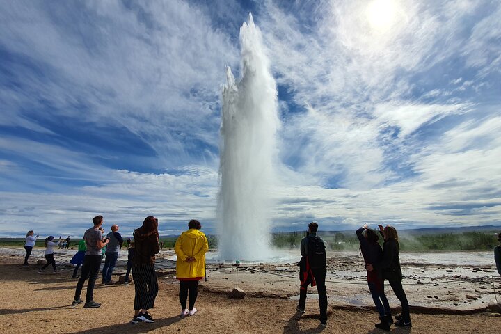 Small-Group Golden Circle, Blue Lagoon with Ticket & Kerid Crater