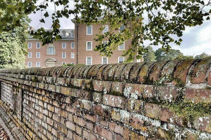Secrets of Colonial Williamsburg Hidden History Walking Tour