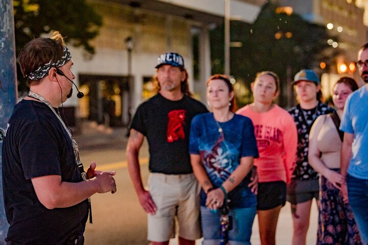 Milwaukee Morbid Mirrorlight Ghost Tours