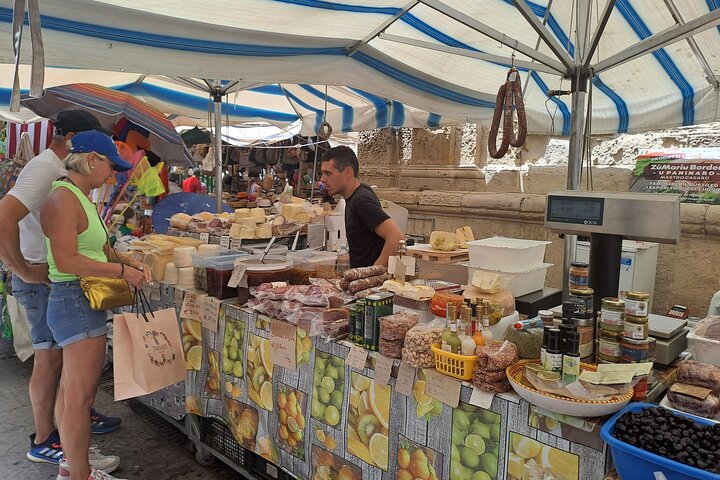 Syracuse Ortigia - Sicilian Street Food Tour by Do Eat Better