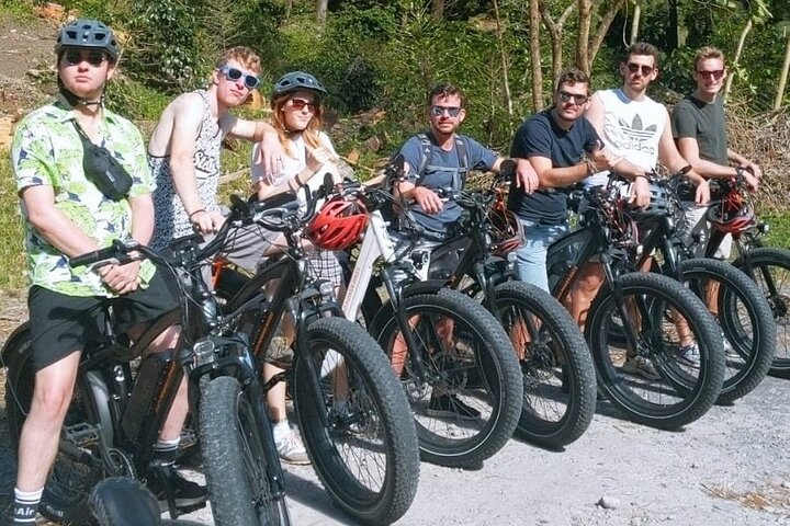 Boquete Adventure - E-Bike Tour (2 hrs.) (2 Person Min.)