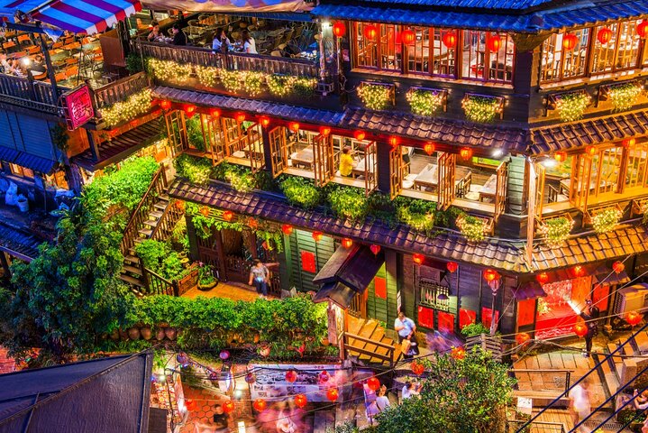 Full-Day Tour in Shifen, Jiufen & Yehliu of Taipei (Incl. ticket)