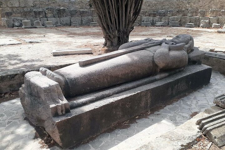 Carthage Ancient Sites and Sidi Bou Said Guided Tour with Lunch