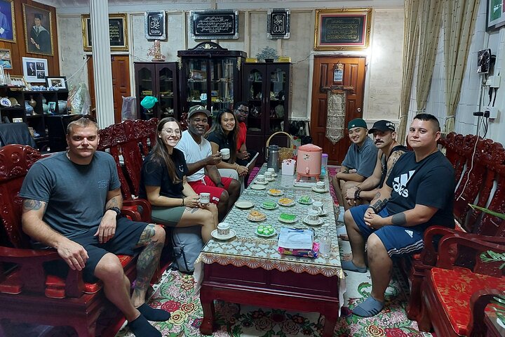 Private Bandar by Night & Water Village Tour