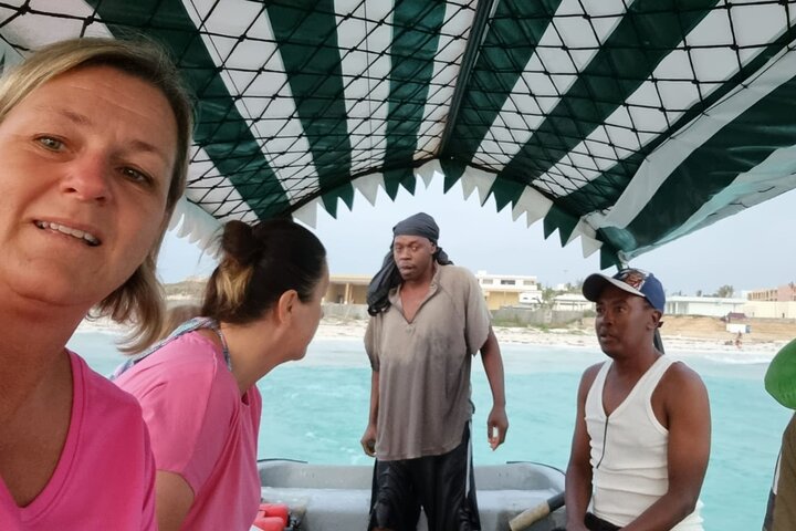 Mnemba Dolphins, Snorkeling & Nungwi Swim With Sea Turtles