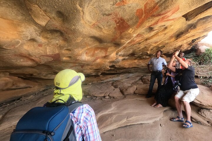5-Day Mogadishu-Hargeisa Tour(the Africa’s Oldest Cave Paintings)