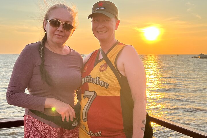Sunset tour of Kampong Phluk stilts home village on the Tonle Sap