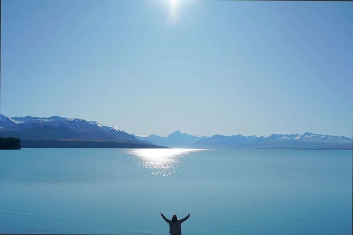 Tekapo Shuttle: Lake Tekapo to Mt Cook National Park