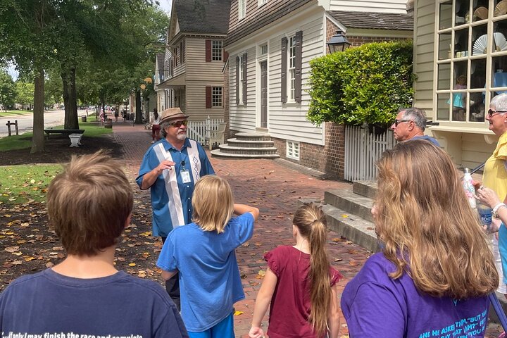 Patriots Tour of Colonial Williamsburg or Williamsburg 101