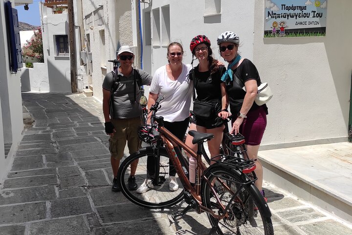 Full Ios Heritage & Flavor E-Bike Tour