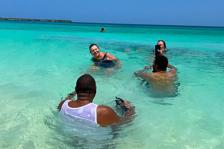 ALL INCLUSIVE Safari Tour Bahía de las Águilas from Barahona