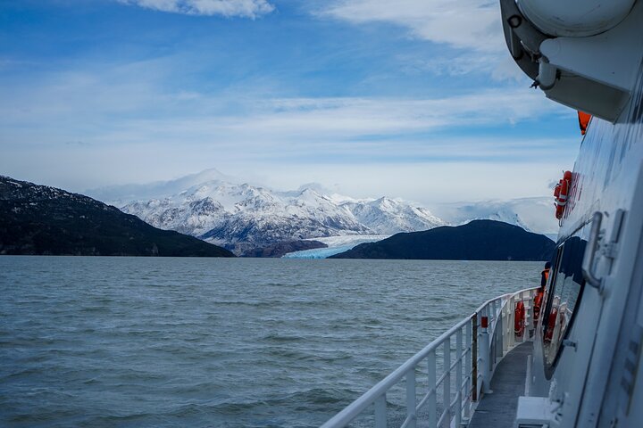 Grey Glacier Navigation in Torres del Paine