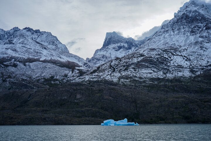 Grey Glacier Navigation in Torres del Paine