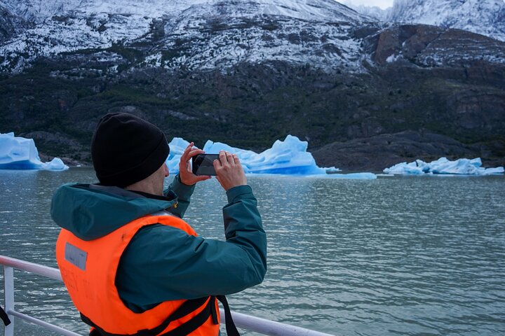 Grey Glacier Navigation in Torres del Paine
