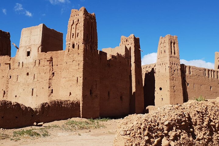 Hiking Valley of Roses and Dades Morocco
