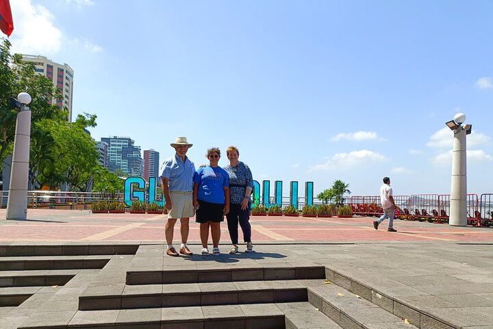 Guayaquil Private Experience - City Tour for Seniors