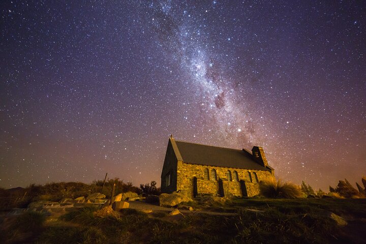 Christchurch to Mt Cook via Tekapo (1 way) (Small Group)