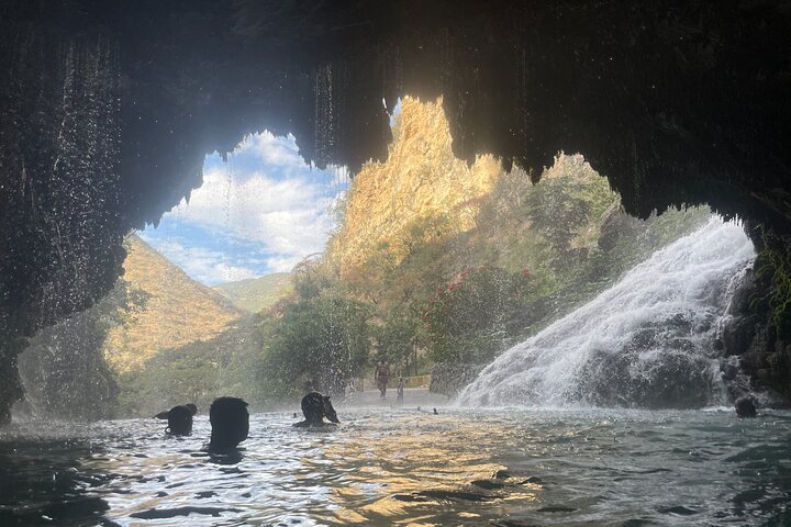 Full Day Tour in Tolantongo from San Miguel Allende