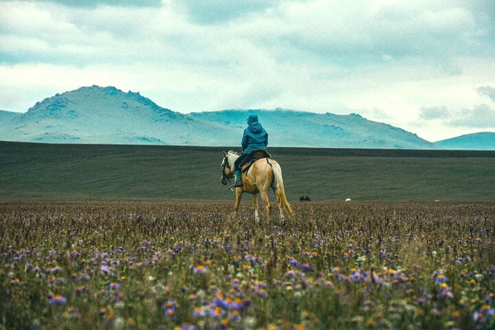 10-Day Kyrgyzstan Private Tour – Song Kol & Issyk Kul