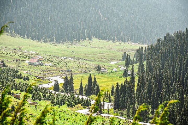10-Day Kyrgyzstan Private Tour – Song Kol & Issyk Kul
