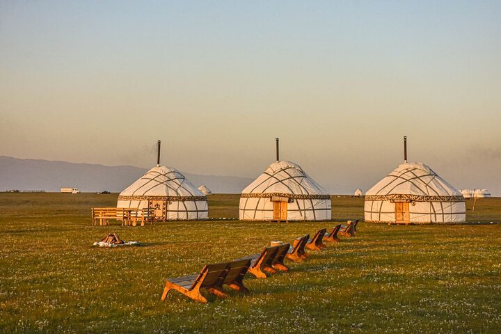 10-Day Kyrgyzstan Private Tour – Song Kol & Issyk Kul