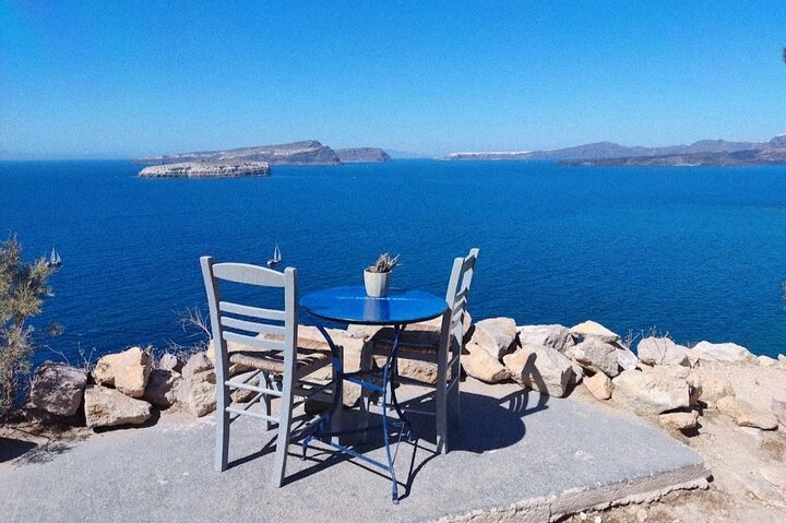 Santorini Private Roundtrip Transfer from/to Airport,Port & Hotel
