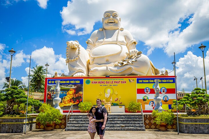 Small-Group Mekong Delta Day Trip: Boat Ride, Cottages & Pagoda