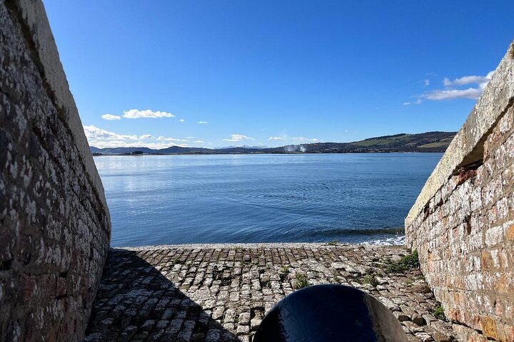 Invergordon Private Tour: Fort George, Cawdor Castle & Loch Ness
