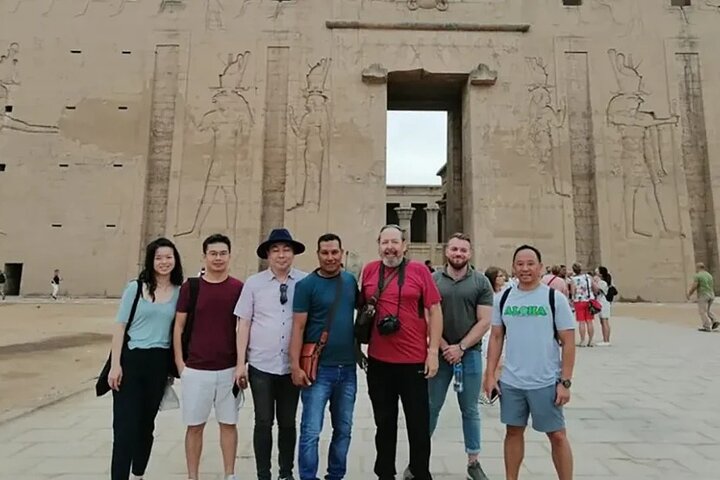 4-Day Nile Cruise sails Aswan to Luxor&Abu Simbel.Hot air Balloon