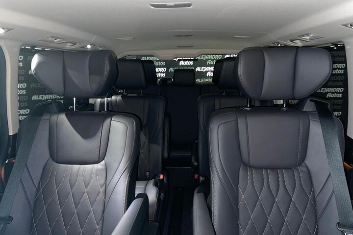 Arrival by Private Minivan from Kansai Airport KIX to Osaka City