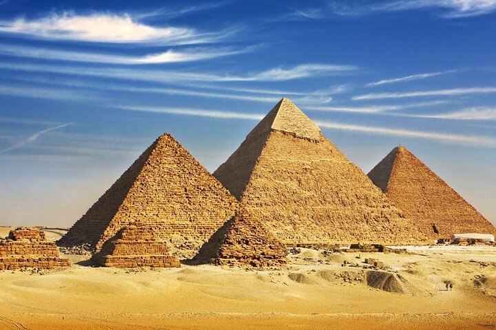 Full day Private Tour Giza Pyramids Sakkara Memphis Dahshur