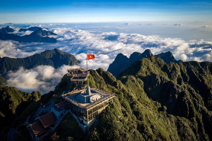 Sapa Private Car Rental–Half & Full Day & English Speaking Driver