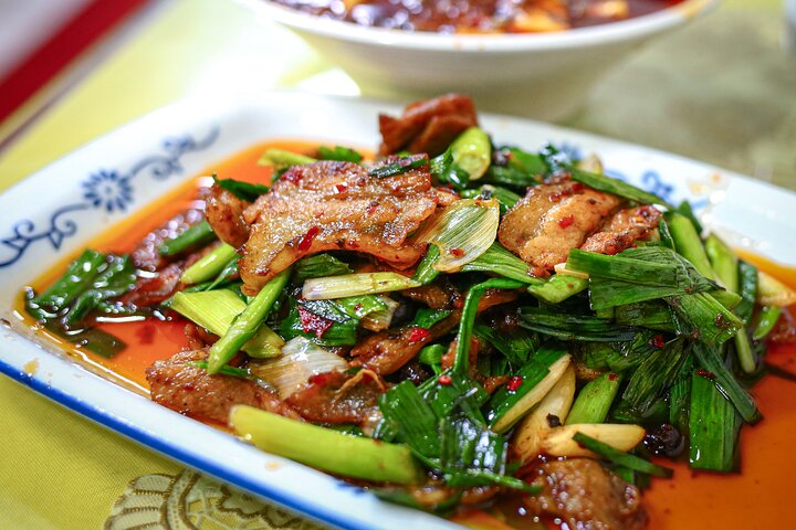 Tuktuk Food Tour Through Chengdu's Local Eats
