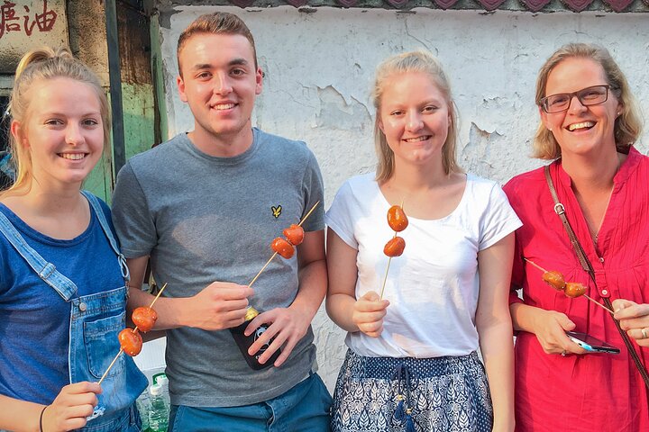 Tuktuk Food Tour Through Chengdu's Local Eats