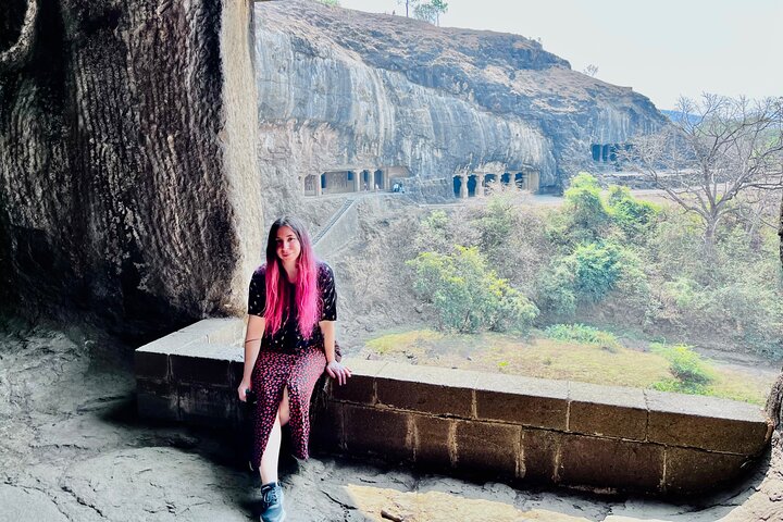 Most Popular 2-Day Guided Tour of Ajanta & Ellora Caves with Car