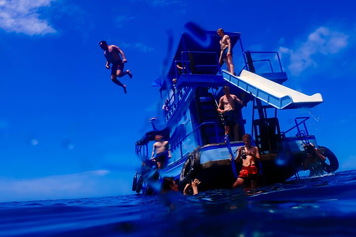 Snorkelling Trip 5 Island Tour Around Koh Tao and Koh Nang yuan