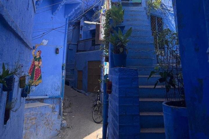 Blue City Heritage Private Walking Tour With Pickup and Drop-Off