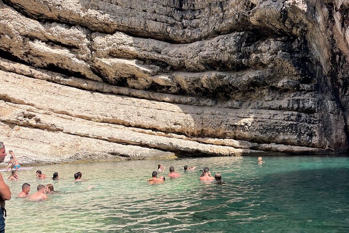 Blue Cave and Town Hvar with 5 Island Boat Tour