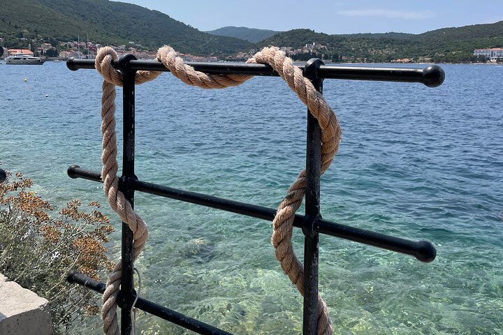 Blue Cave and Town Hvar with 5 Island Boat Tour