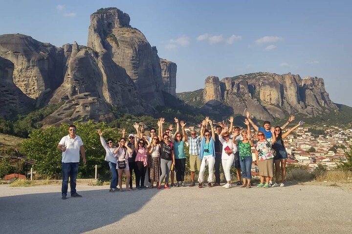 Meteora Panoramic Morning Small Group Tour with Local Guide