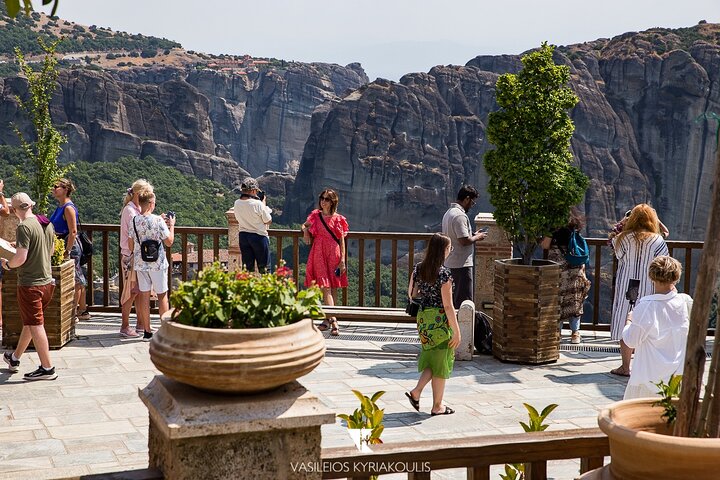 Meteora Panoramic Morning Small Group Tour with Local Guide