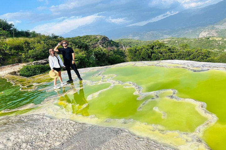 Private Tour: Monte Albán, Hierve el Agua, Teotitlán and Mezcal