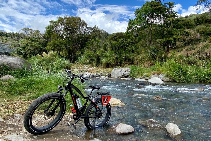 Boquete Adventure - E-Bike Tour (2 hrs.) (2 Person Min.)