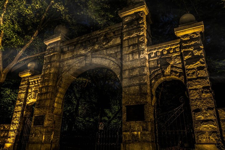 Mobile Ghost Tours: Murder, Mayhem, & Malice