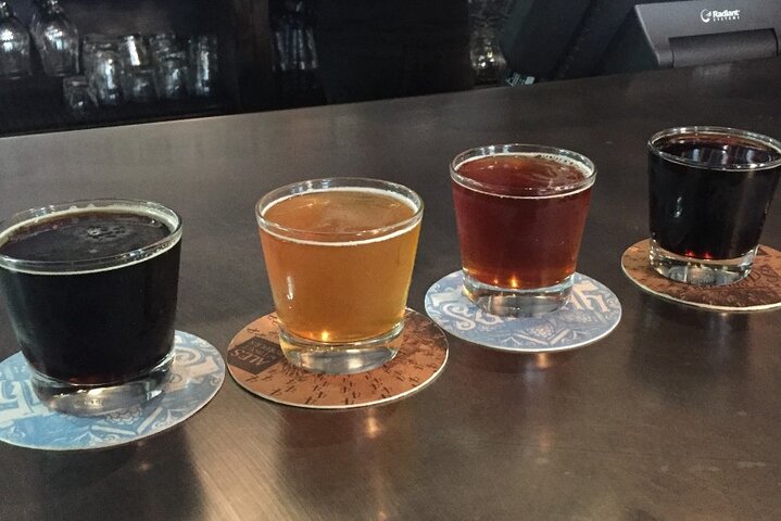 Private Tour of St. Louis's Iconic BBQ Joints & Breweries