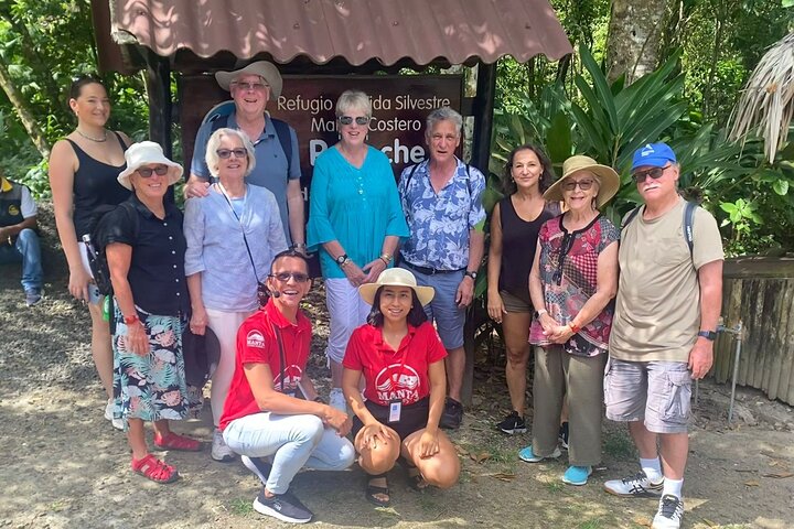 Rainforest Wildlife, Panama Hat makers, Traditional Cuisine. SHORE TOUR