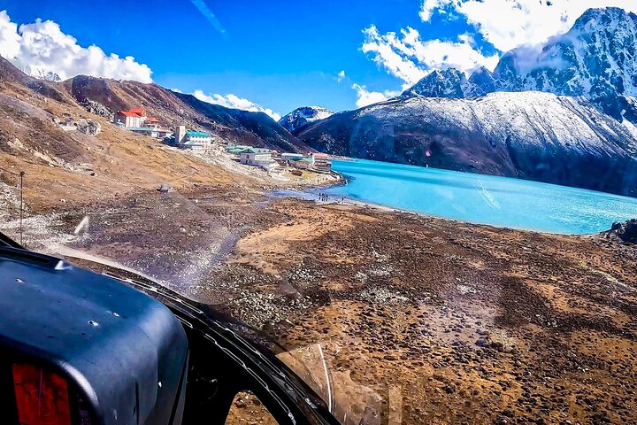 Landing Everest Base Camp and Gokyo Lake by Helicopter Day Tour