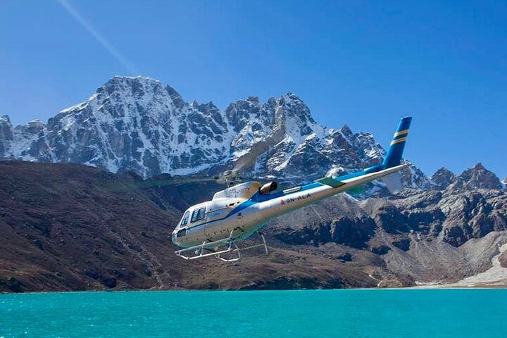 Landing Everest Base Camp and Gokyo Lake by Helicopter Day Tour