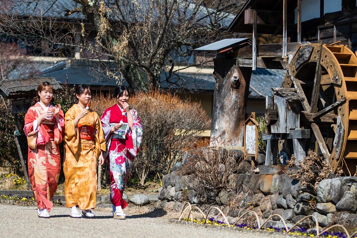 Private Authentic Kimono Walk in Nostalgic Village, Minakami