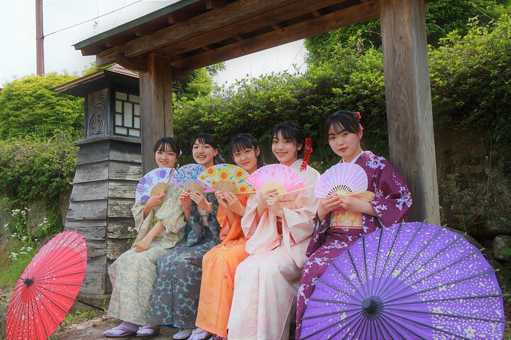 Private Authentic Kimono Walk in Nostalgic Village, Minakami